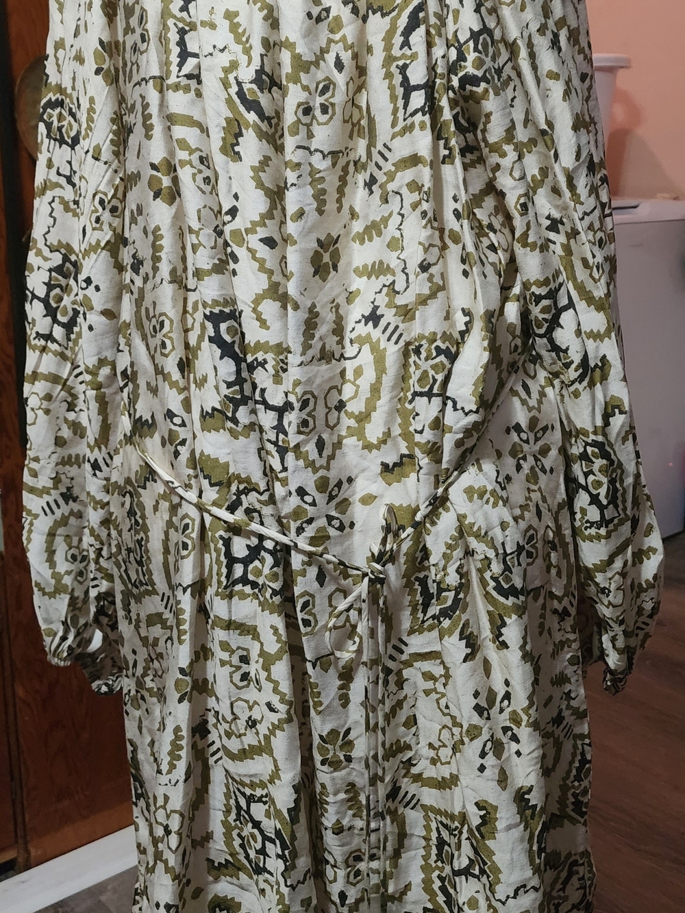 H&M Women's Olive and Ivory Long Sleeve Printed Tie-Waist Dress Sz Lrg